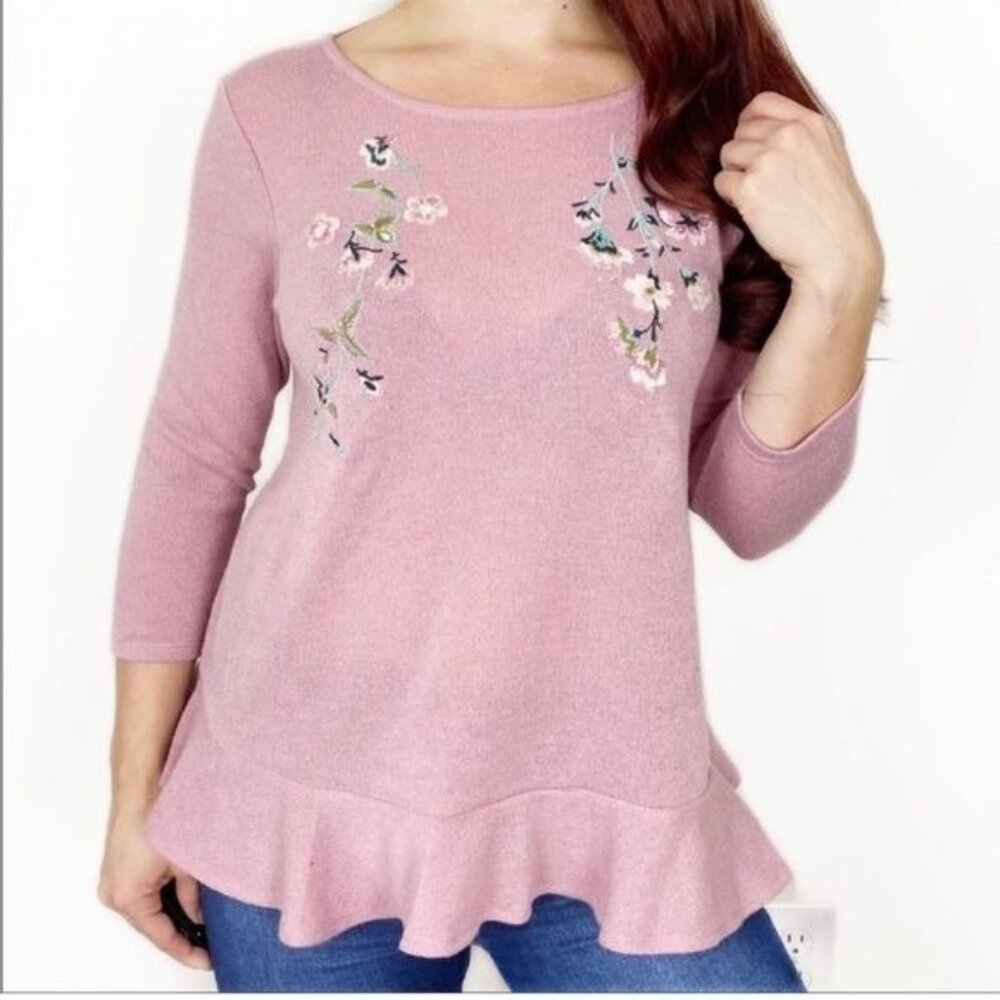 Lauren Conrad XS Pink Floral Embroidered Peplum 3/4 Sleeve Top With Back Tie Det